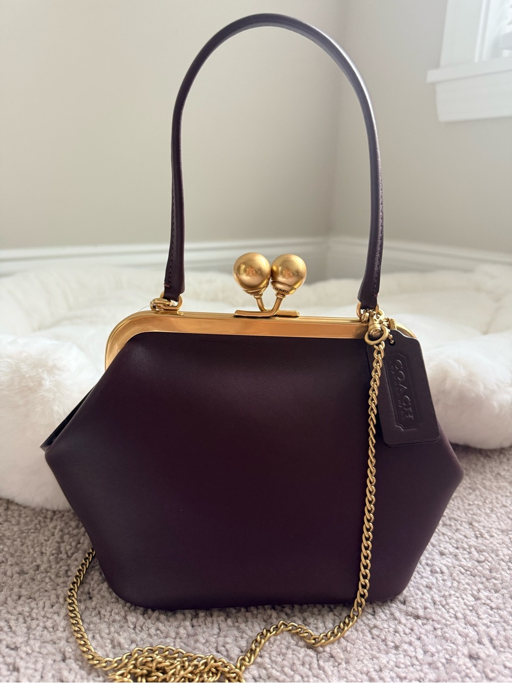 Coach Leather Kiss-Lock Crossbody 16 in Black Currant with Gold Hardware - Picture 7 of 10